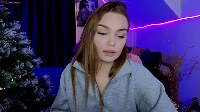 KitsyMoore online show from January 9, 2026, 1:03 pm