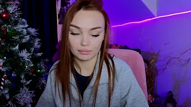 KitsyMoore online show from January 13, 2026, 1:05 pm