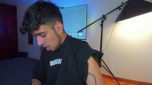 jei coxs online show from September 23, 2025, 6:55 pm