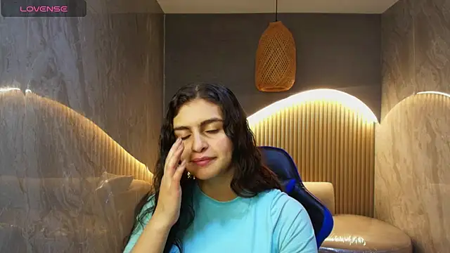 dany r  online show from October 11, 2025, 12:58 pm