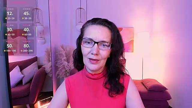 Snapshot of Irene_Marlow chatting on October 9, 2025, 5:38 am Irene Marlow online show from October 9, 2025, 5:38 am