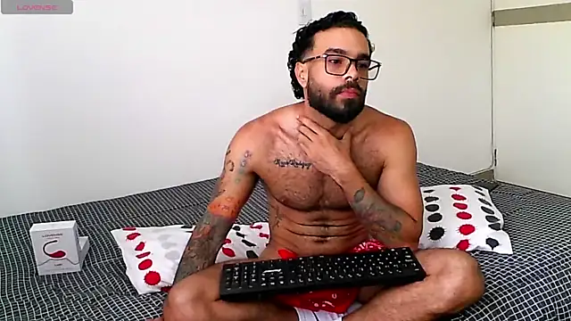 htrebor87 online show from April 7, 2026, 8:09 pm