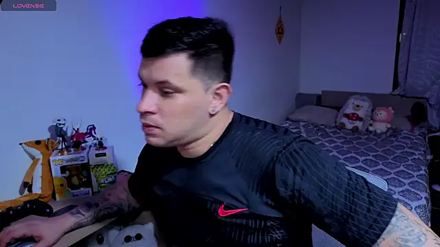 ryden 01 online show from October 7, 2025, 3:36 am