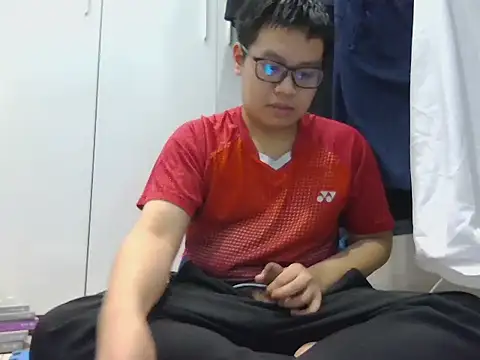 loveninja online show from April 4, 2026, 12:02 pm