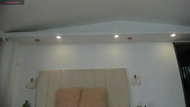 Snapshot of Maddy_Rouse1 chatting on November 7, 2025, 4:01 am Maddy Rouse1 online show from November 7, 2025, 4:01 am