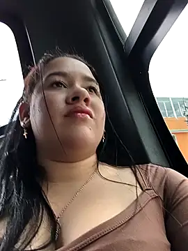 Snapshot of Cloe_27 chatting on September 27, 2025, 6:57 pm Cloe 27 online show from September 27, 2025, 6:57 pm