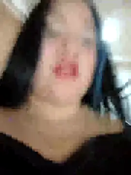 Snapshot of Cloe_27 chatting on October 2, 2025, 8:05 pm Cloe 27 online show from October 2, 2025, 8:05 pm