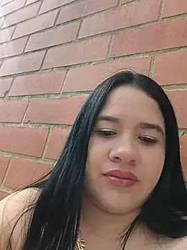 Snapshot of Cloe_27 chatting on October 10, 2025, 7:57 pm Cloe 27 online show from October 10, 2025, 7:57 pm