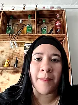 Snapshot of Cloe_27 chatting on October 11, 2025, 7:56 pm Cloe 27 online show from October 11, 2025, 7:56 pm