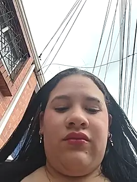 Snapshot of Cloe_27 chatting on November 11, 2025, 7:36 pm Cloe 27 online show from November 11, 2025, 7:36 pm