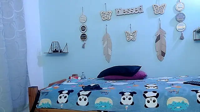 evannesanicol08 online show from October 8, 2025, 2:25 pm