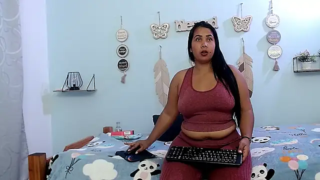 evannesanicol08 online show from October 11, 2025, 2:48 pm