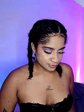 Snapshot of camilafoox7 chatting on September 27, 2025, 11:21 pm camilafoox7 online show from September 27, 2025, 11:21 pm