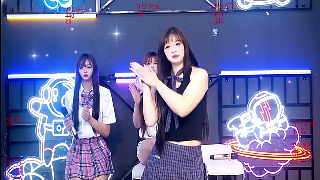 Shinygirls 777 online show from September 28, 2025, 12:49 am