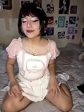 lucianasama online show from October 4, 2025, 3:15 am