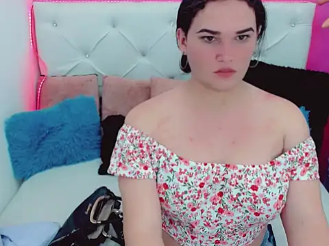 Snapshot of x_daniiela_x chatting on September 30, 2025, 7:41 pm x daniiela x online show from September 30, 2025, 7:41 pm