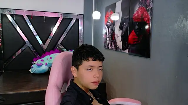 Twindesires online show from October 5, 2025, 10:29 pm