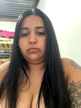 Snapshot of Ayee23-3 chatting on September 27, 2025, 6:35 pm Ayee23-3 online show from September 27, 2025, 6:35 pm