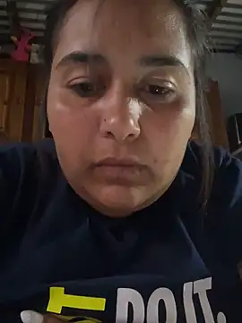 Snapshot of Ayee23-3 chatting on November 25, 2025, 4:29 pm Ayee23-3 online show from November 25, 2025, 4:29 pm