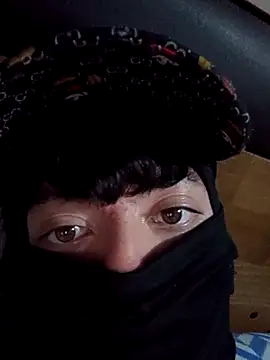 Snapshot of Hoott_boyyszz chatting on November 2, 2025, 11:40 pm Hoott boyyszz online show from November 2, 2025, 11:40 pm