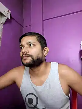 Snapshot of addiction_z chatting on November 19, 2025, 2:39 pm addiction z online show from November 19, 2025, 2:39 pm