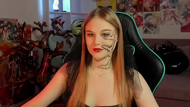 AriaWell online show from October 31, 2025, 5:58 pm