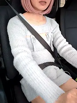 takusaki223 online show from November 14, 2025, 4:22 am