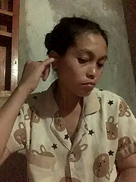 Halyy xx online show from October 2, 2025, 2:24 pm