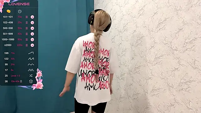 CarolannSide online show from November 10, 2025, 5:06 am