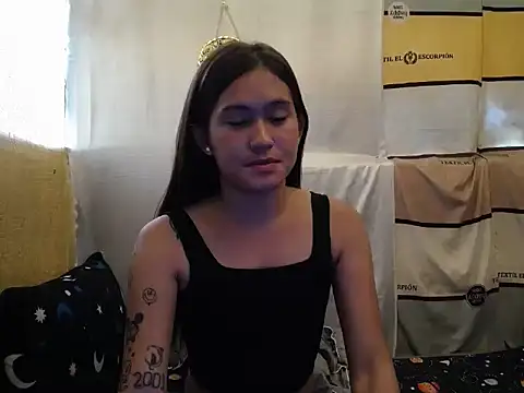 Snapshot of girlyesha chatting on October 11, 2025, 3:50 am girlyesha online show from October 11, 2025, 3:50 am