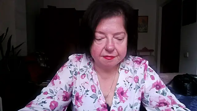 Violet Pulse online show from October 18, 2025, 8:04 am