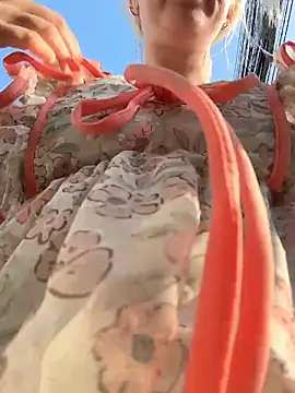 RonnieKiss online show from February 23, 2026, 9:39 am