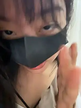 AZ37866 online show from April 12, 2026, 4:34 pm