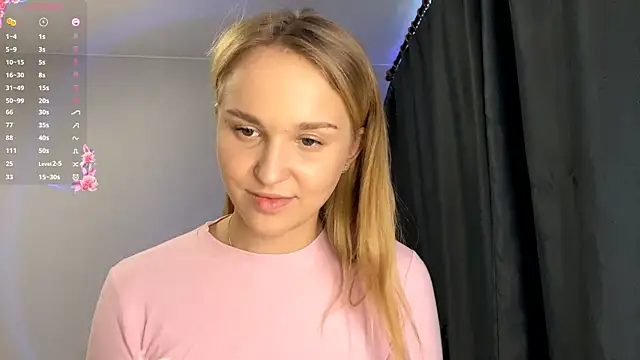 TanekaBoitel online show from September 24, 2025, 11:13 am