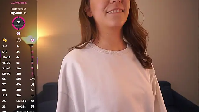 Snapshot of AdrianaCoenen chatting on October 25, 2025, 7:08 pm AdrianaCoenen online show from October 25, 2025, 7:08 pm