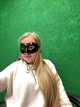 B i r d i e online show from October 22, 2025, 1:33 pm