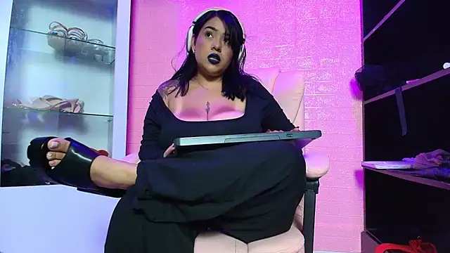 rossetta1 online show from May 30, 2026, 7:55 pm