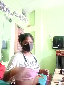 Mona darling21 online show from May 25, 2026, 11:49 am