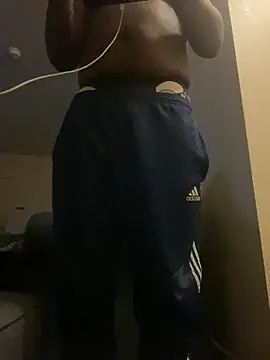 girlwatt online show from November 14, 2025, 4:22 am