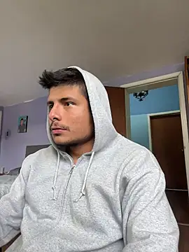 AnotherJuan  online show from October 13, 2025, 6:19 pm