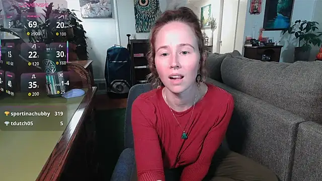 Snapshot of wutangwendy chatting on October 2, 2025, 1:01 am wutangwendy online show from October 2, 2025, 1:01 am