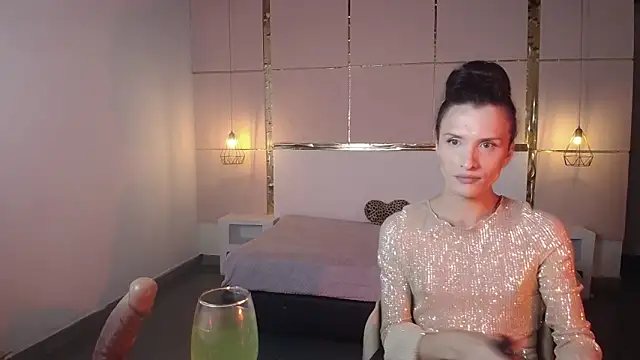 IsabelFernandez online show from October 15, 2025, 6:02 am