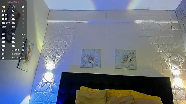 Snapshot of EmillyLim chatting on November 13, 2025, 8:08 pm EmillyLim online show from November 13, 2025, 8:08 pm