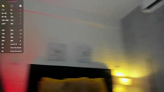 Snapshot of EmillyLim chatting on November 14, 2025, 8:07 pm EmillyLim online show from November 14, 2025, 8:07 pm