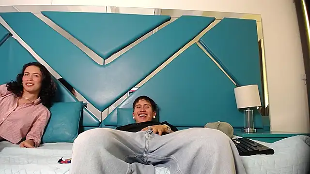 oblivionlove online show from November 21, 2025, 6:50 pm