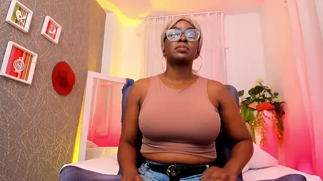 LolaJenkinss online show from October 21, 2025, 12:33 am