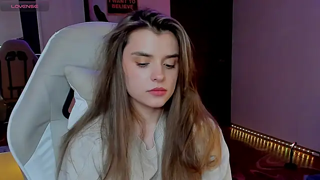 CharmingVixen online show from October 9, 2025, 7:23 pm