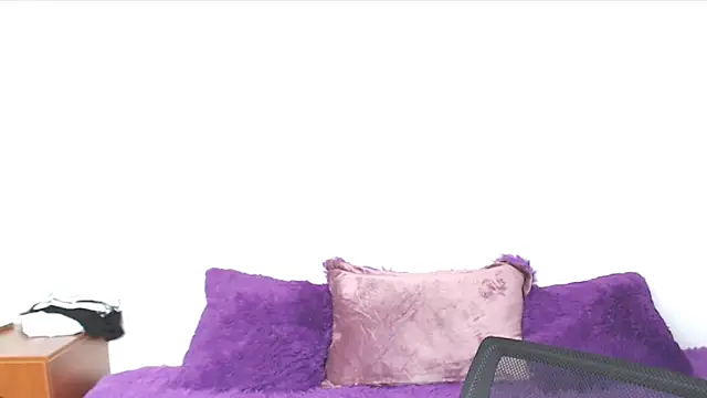 brendasantos 77 online show from October 27, 2025, 1:59 pm