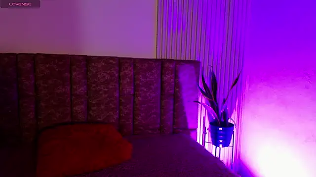 Missdionne curly online show from January 13, 2026, 11:15 am