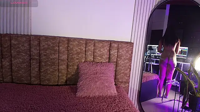 Missdionne curly online show from March 24, 2026, 11:26 am